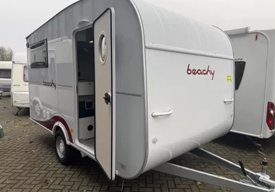 Hobby Beachy 420+ Bevrijdingsdag open