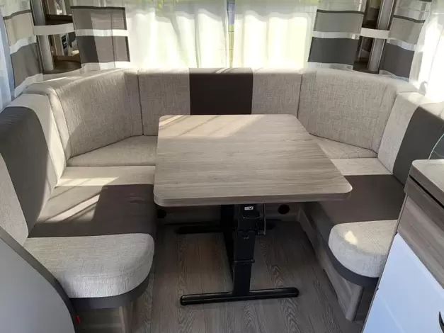 Hobby Excellent Edition 460 UFE