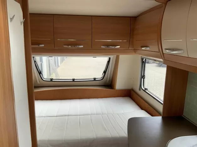 Hobby De Luxe 440 SF