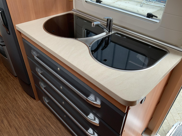 Hobby De Luxe 490 KMF 9 Bevrijdingsdag open (1043251)