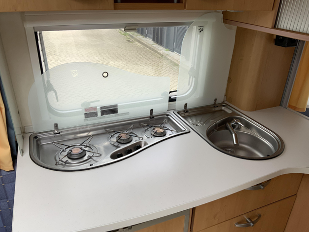 Knaus Sudwind 450 FU Bevrijdingsdag open (1044427)