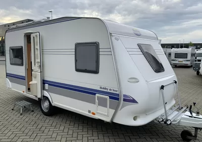 Hobby De Luxe 460 UFE