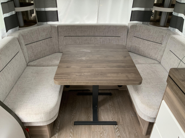 Hobby Excellent Edition 460 UFE