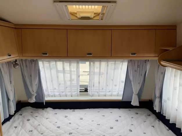 Hobby De Luxe 400 SF