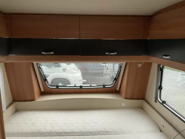 Hobby De Luxe 400 SF