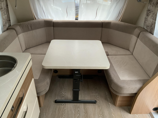 Hobby Excellent Edition 540 WLU