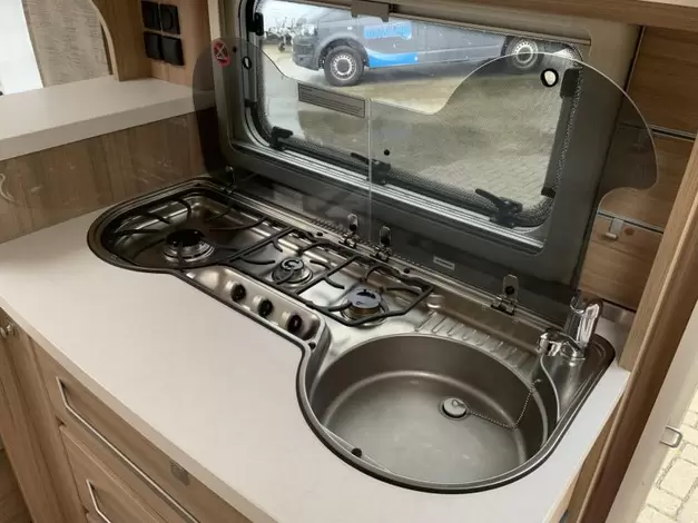 Fendt Bianco Activ 465 SGE