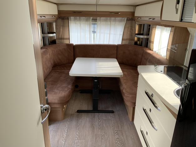 Hobby De Luxe 515 UHK 9 Bevrijdingsdag open (1037378)
