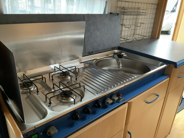 Hobby De Luxe 440 SF Bevrijdingsdag open (1040170)