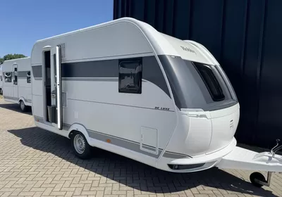 Hobby De Luxe 400 SFE Bevrijdingsdag open