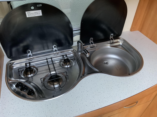 Hobby De luxe Easy 460 UFE Zondag 8 maart open (1032280)