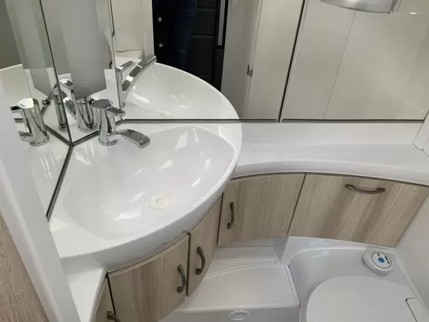 Hobby De Luxe 495 UL