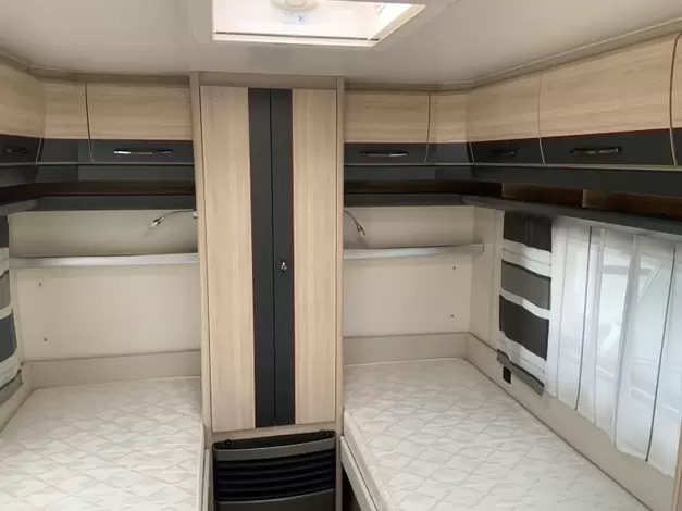 Hobby De Luxe Edition 460 LU