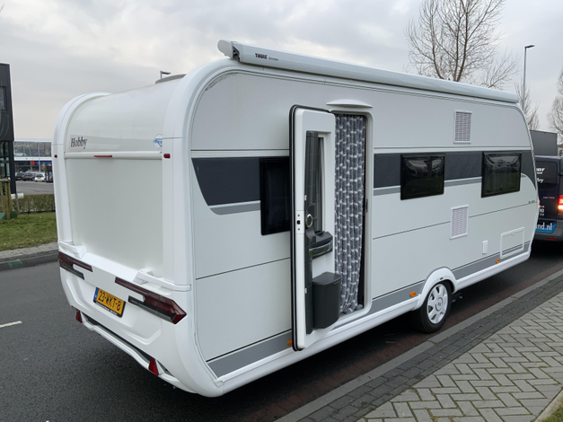 Hobby De Luxe 540 KMFE 9 Zondag 8 maart open (1032154)