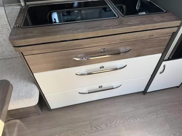 Hobby Excellent Edition 460 UFE