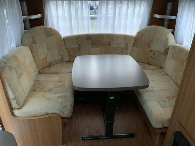 Hobby De Luxe 455 UF