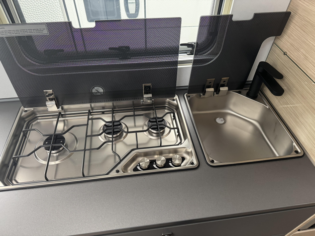 Fendt Apero Activ 560 SKM Zondag 8 maart open (1031833)