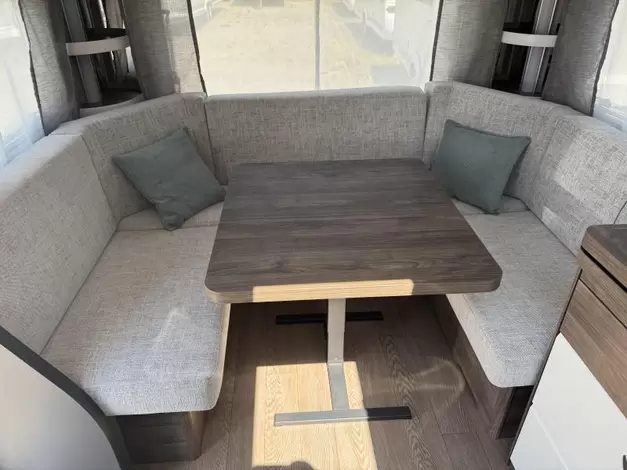 Hobby Excellent Edition 460 UFE