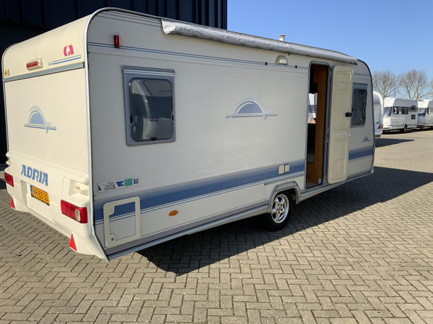 Adria Unica 502 UP Bevrijdingsdag open (1036919)