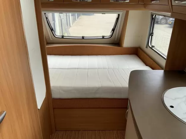 Hobby De Luxe 440 SF